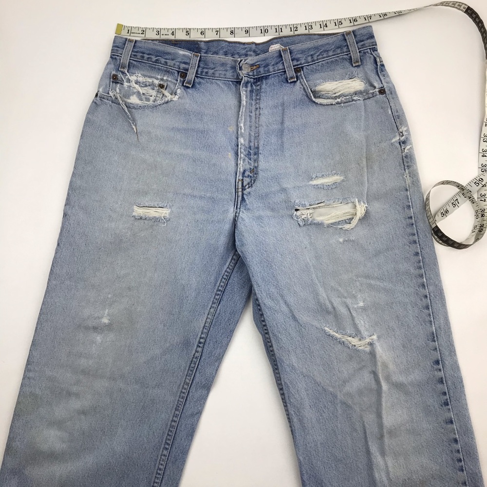 Vintage Levi’s 550 High Waist wedgie fit Jeans - Picture 2 of 7